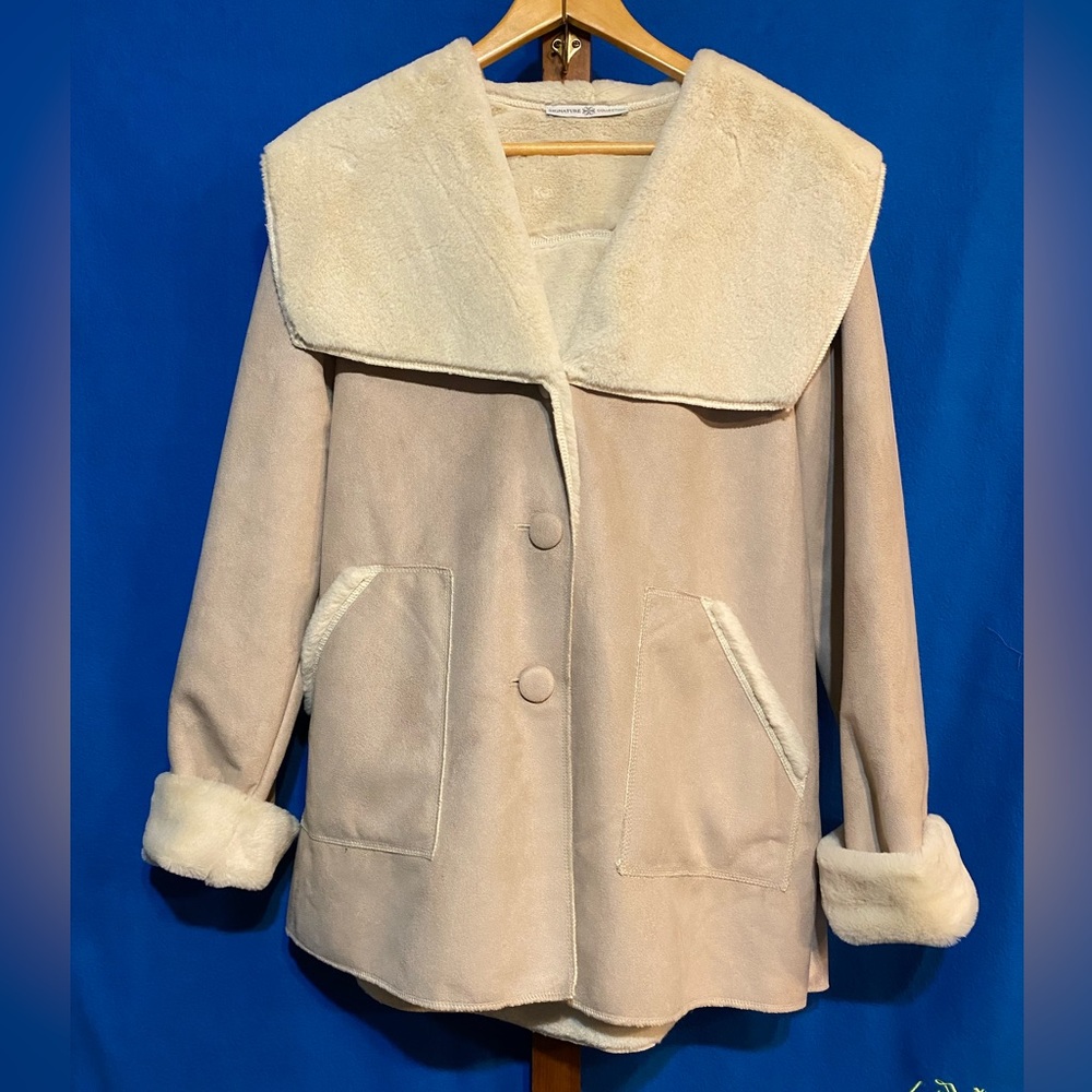 Signature Collections faux suede/fur lined jacket. Women’s size large